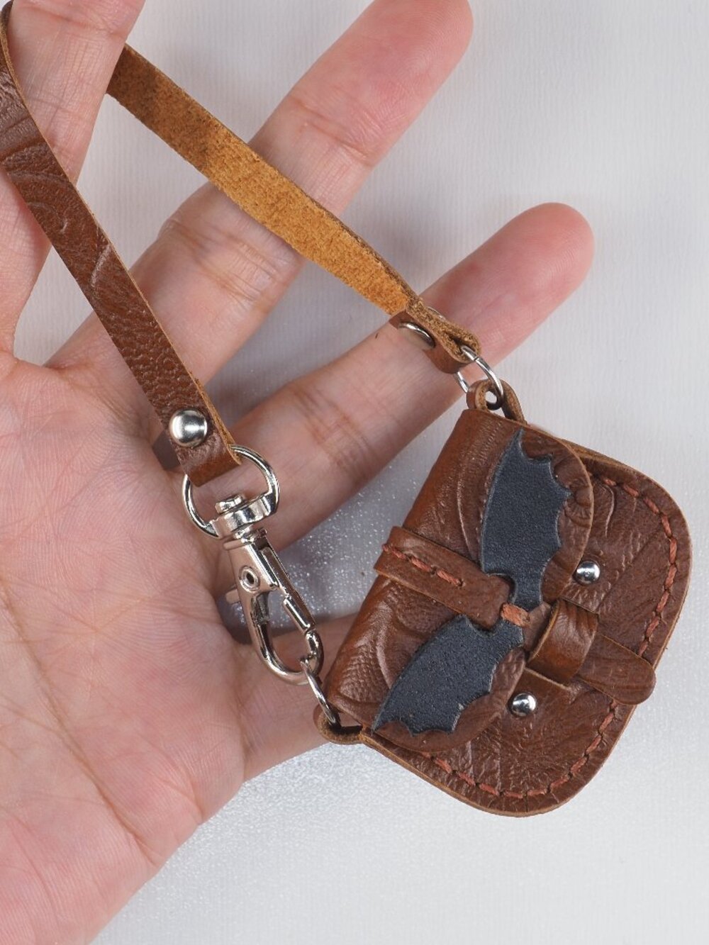 Handmade Mini Leather purse bag charm Tiny BJD Blythe Halloween Bat 002